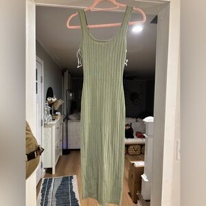 Windsor midi dress size small